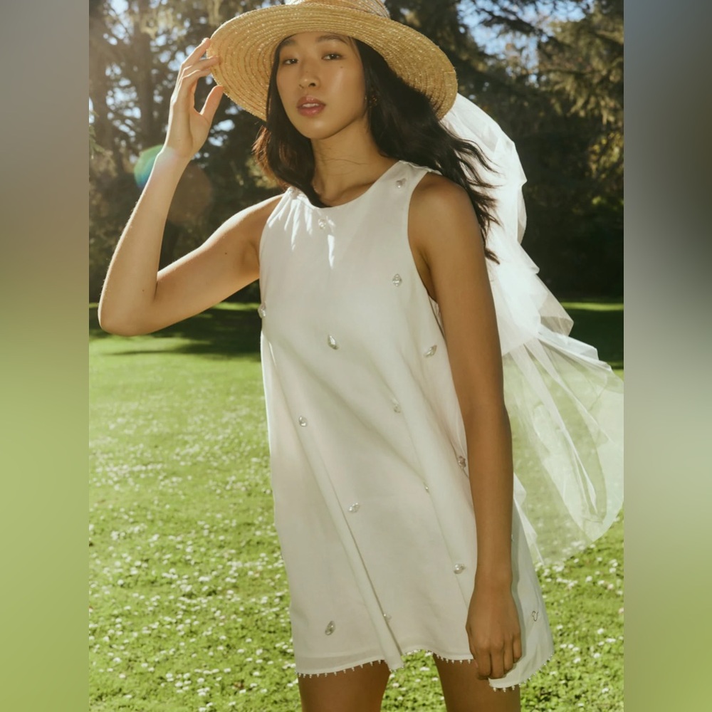Eddy Mattie Dress in Pearly White - Picture 1 of 10